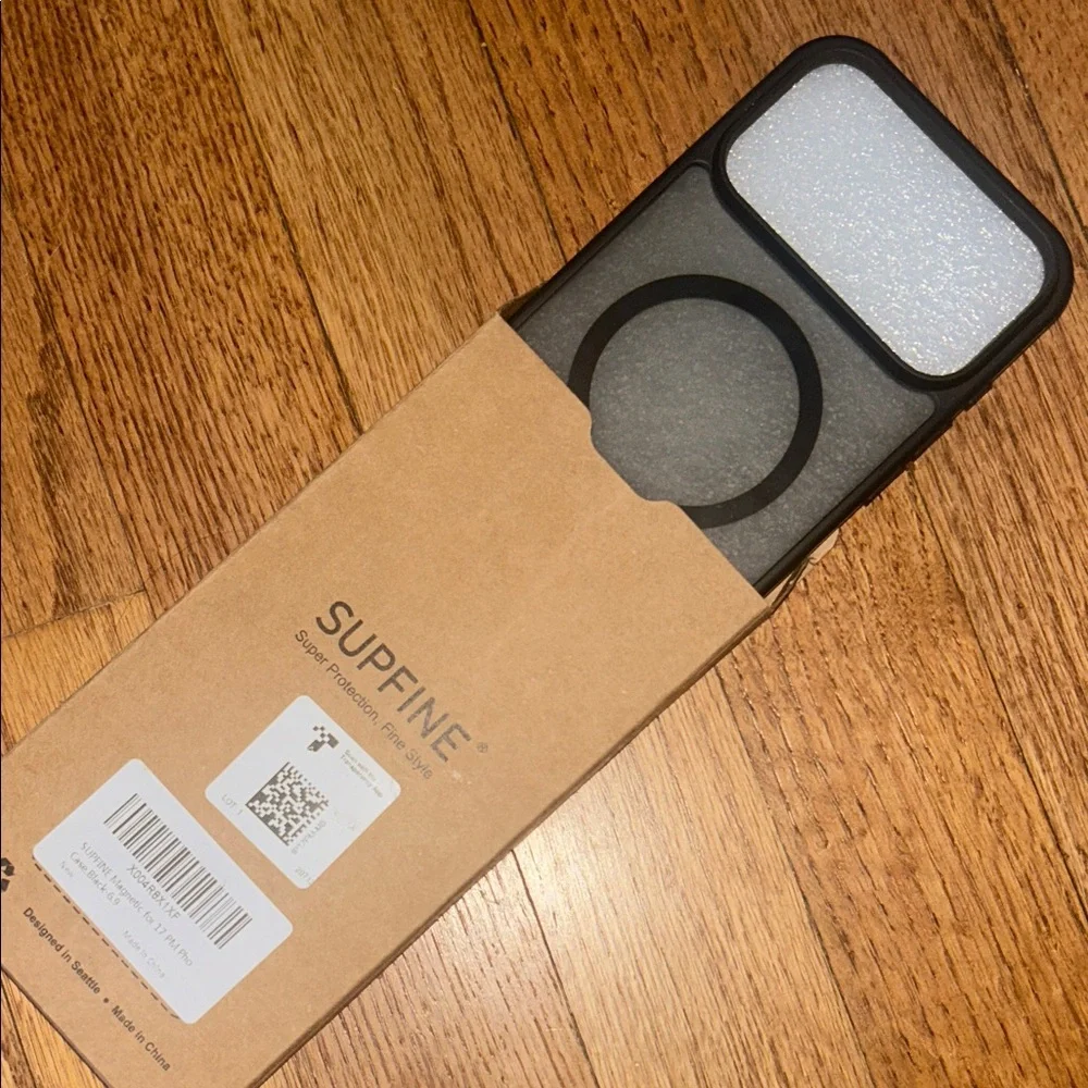 Matte Black and Grey Magnetic Phone Case Iphone 17 SUPFINE NIB